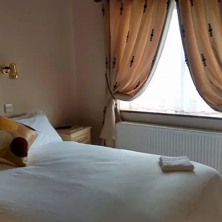 Cuil Darach Bed & Breakfast Clones Exterior photo